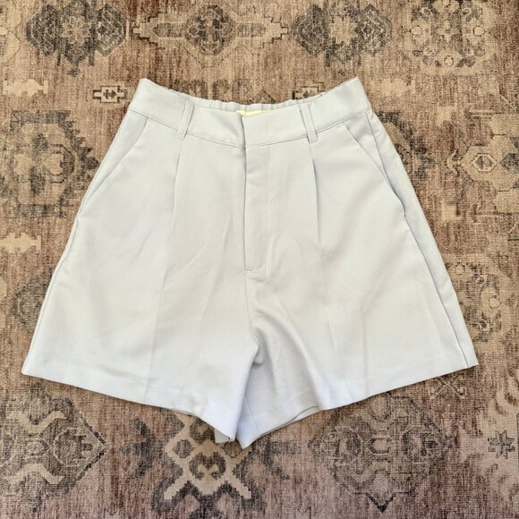 Abercrombie & Fitch Pants - Abercrombie & Fitch High-Waist Tailored Suit Shorts • Size Small • NWT